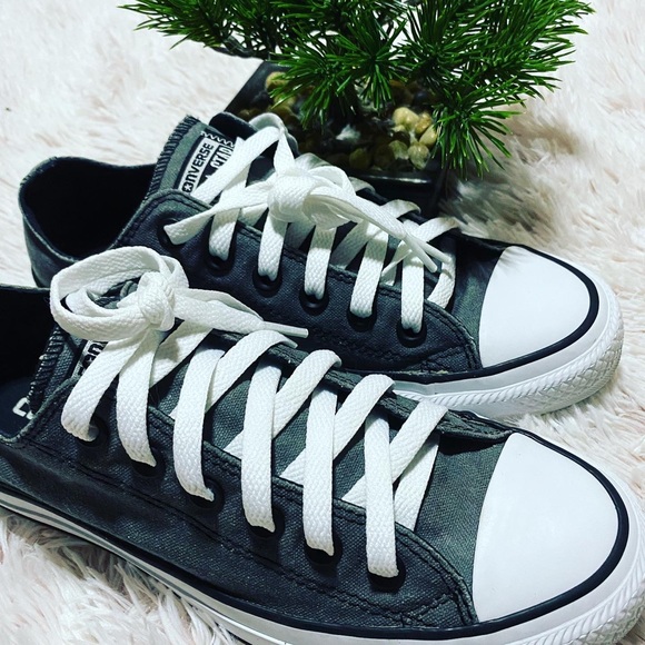 Converse - Picture 4 of 4